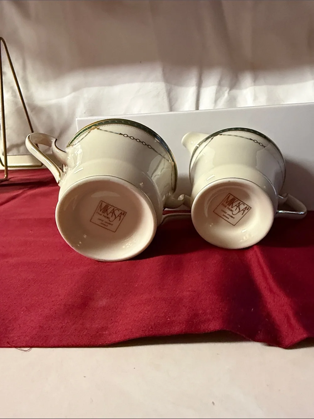 Vintage Mikasa Laurent creamer and sugar bowl with lid